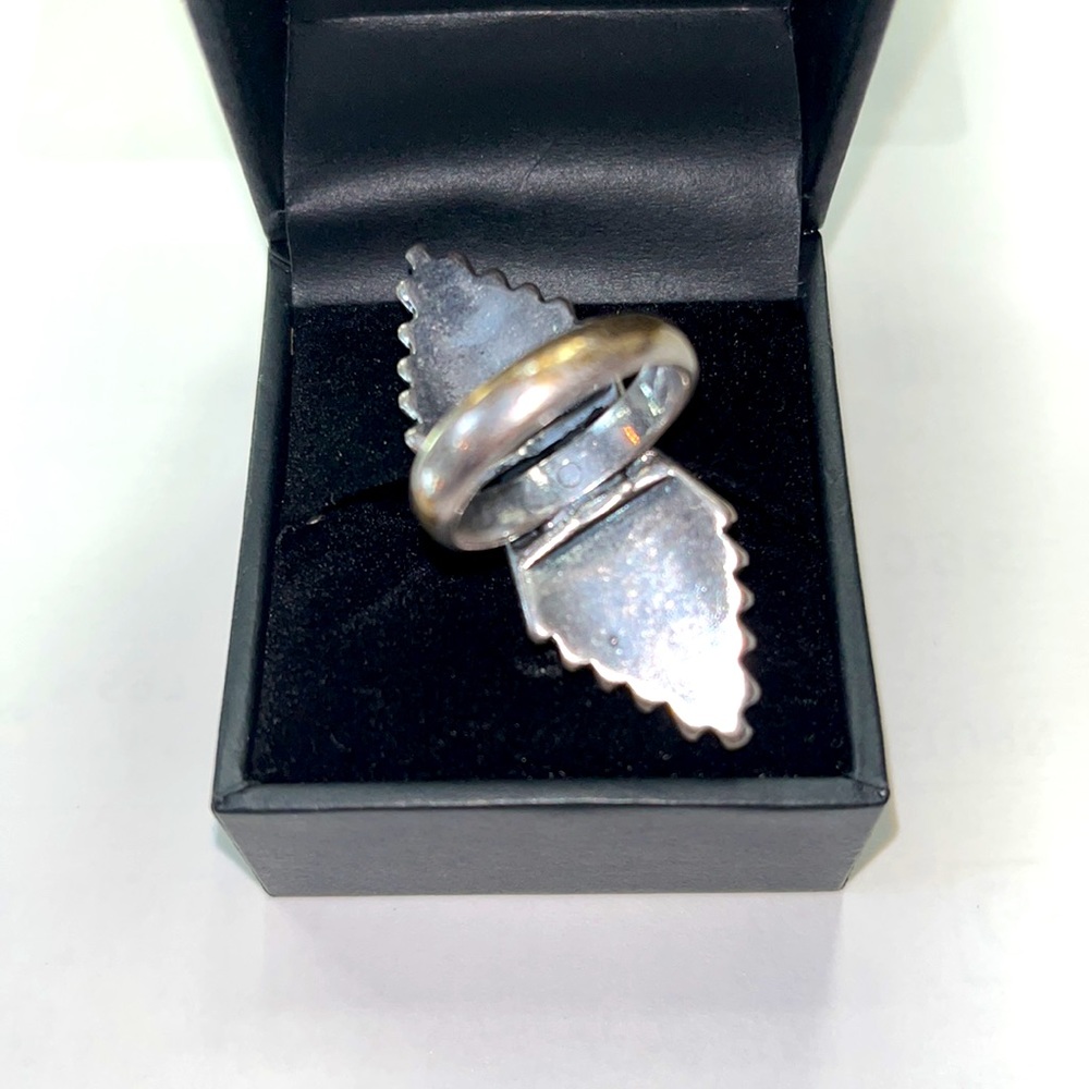 Lucky Brand oversized silver ring - Picture 2 of 4
